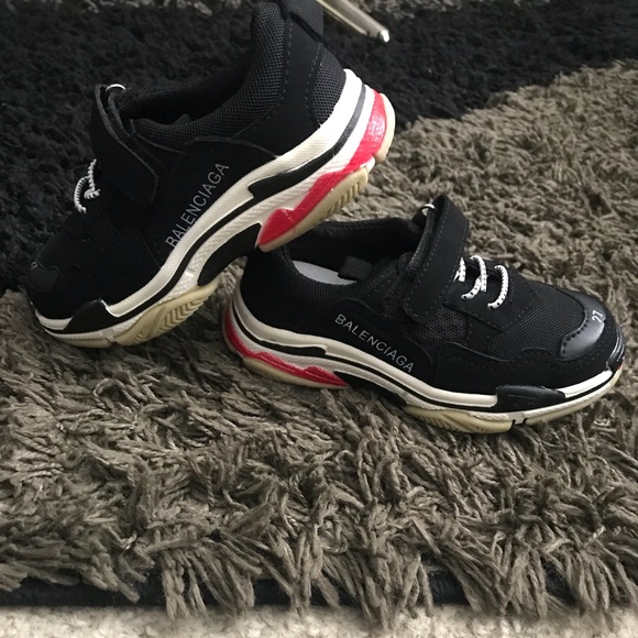 balenciaga triple s kids